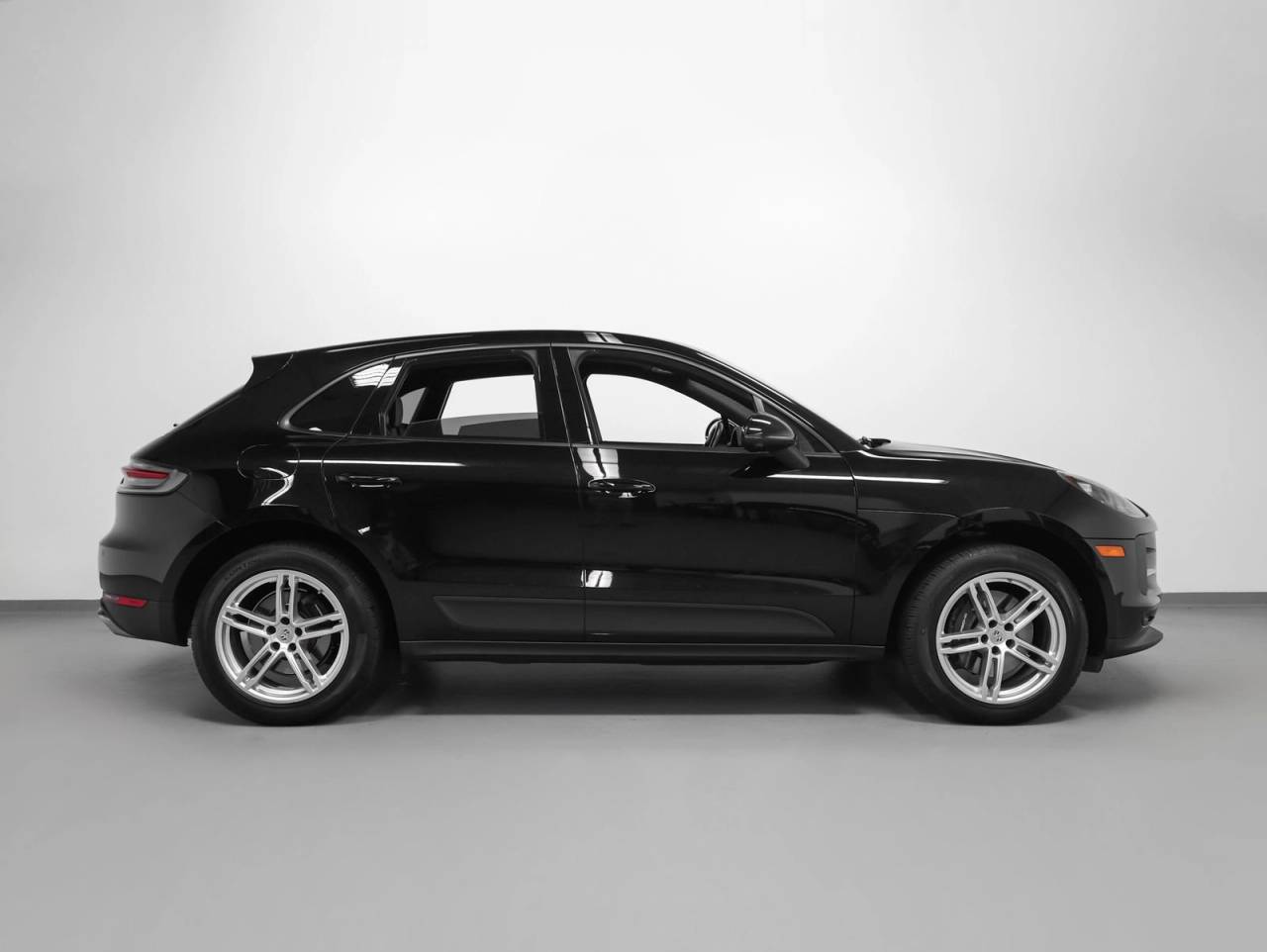 2021 Porsche Macan Macan