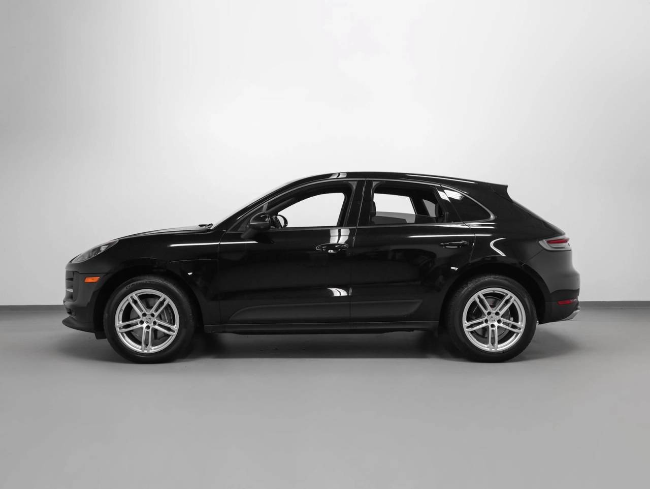 2021 Porsche Macan Macan