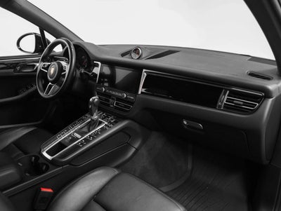 2021 Porsche Macan Macan