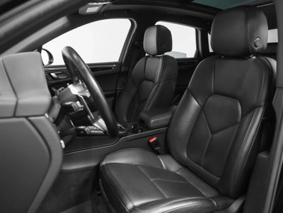 2021 Porsche Macan Macan