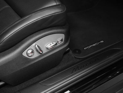 2022 Porsche Macan Macan