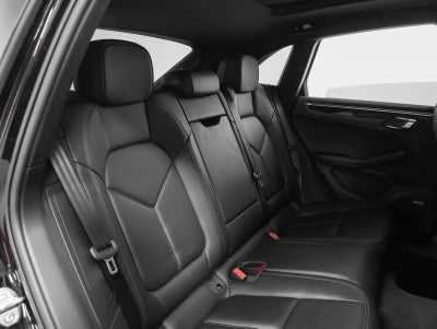 2022 Porsche Macan Macan