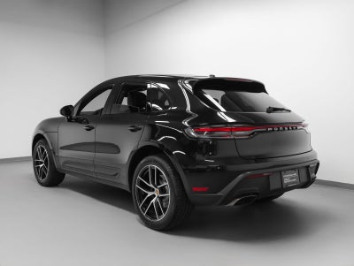 2022 Porsche Macan Macan