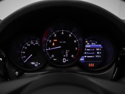 2022 Porsche Macan Macan