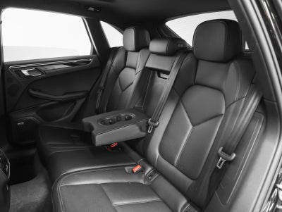 2022 Porsche Macan Macan