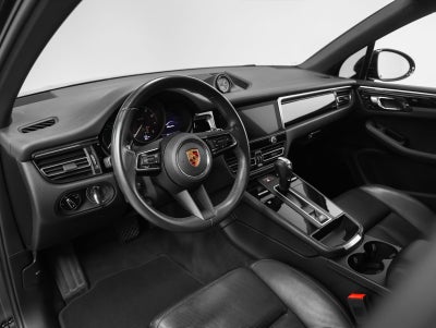 2022 Porsche Macan Macan