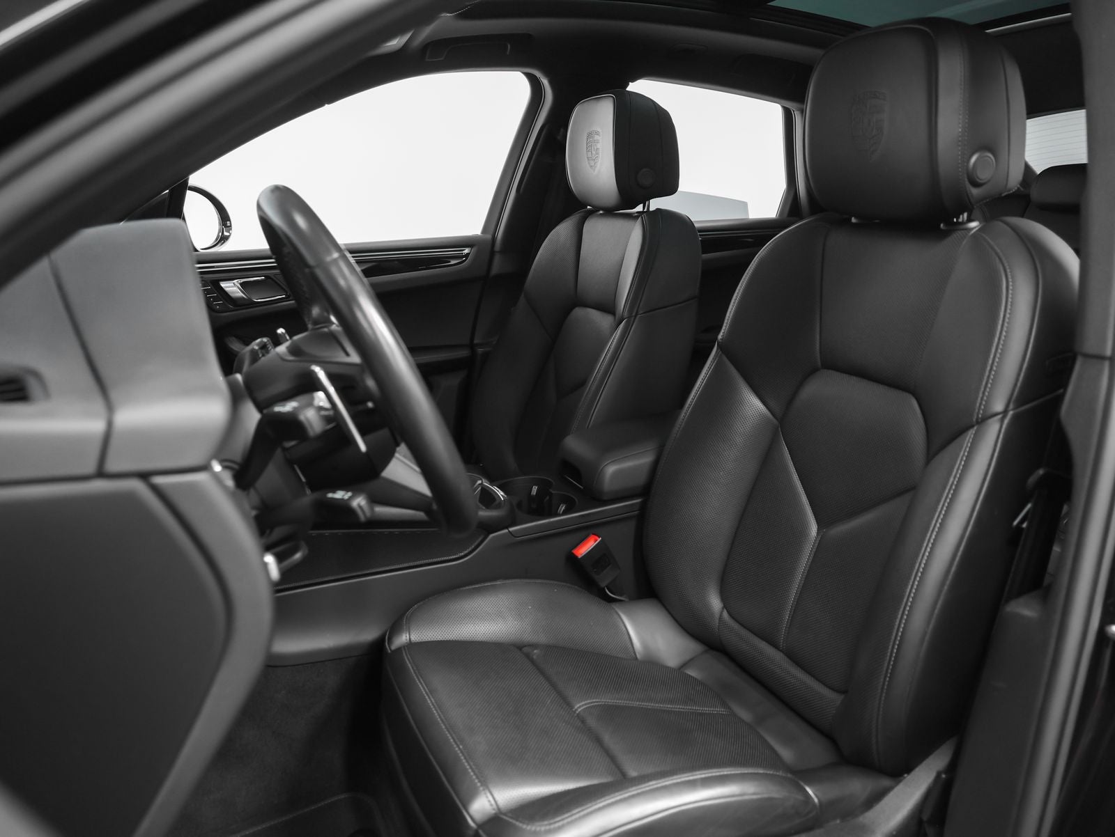 2022 Porsche Macan Macan