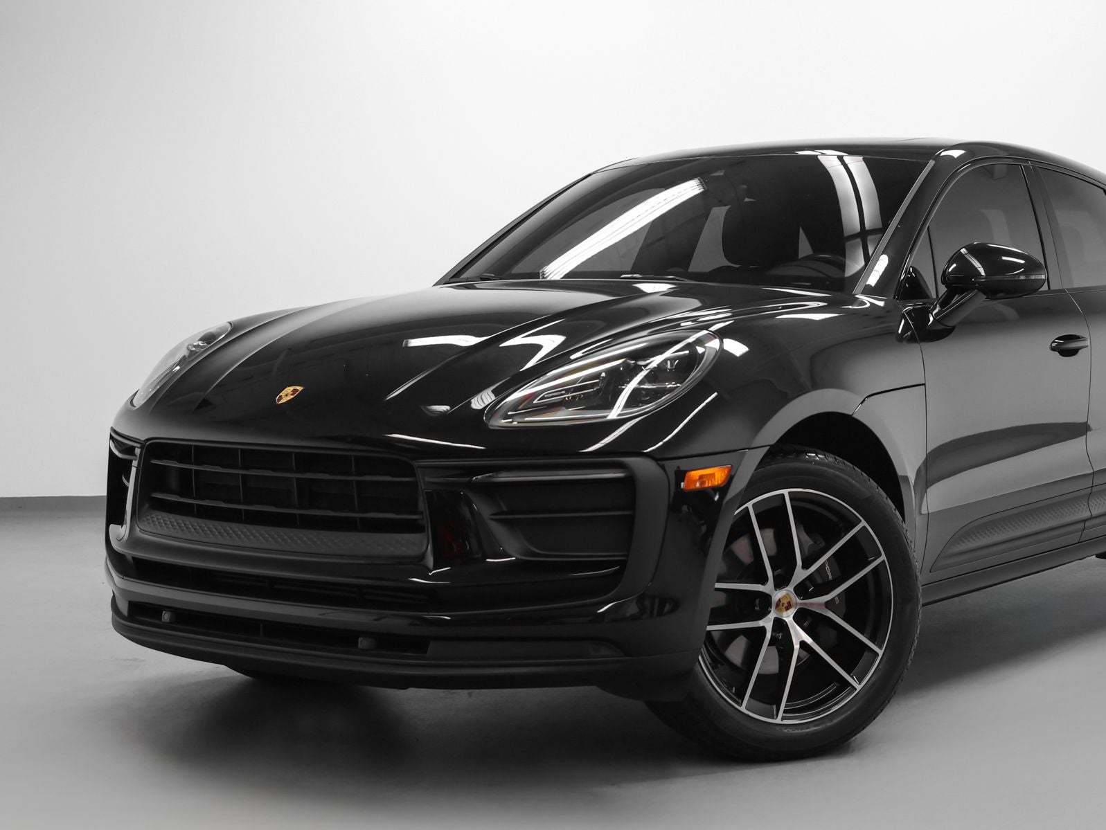 2022 Porsche Macan Macan