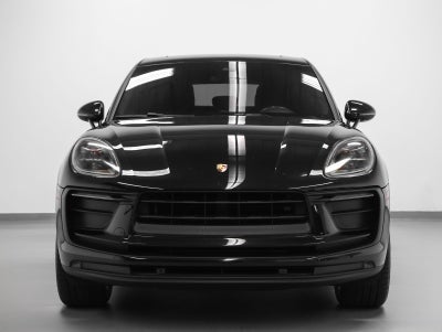 2022 Porsche Macan Macan