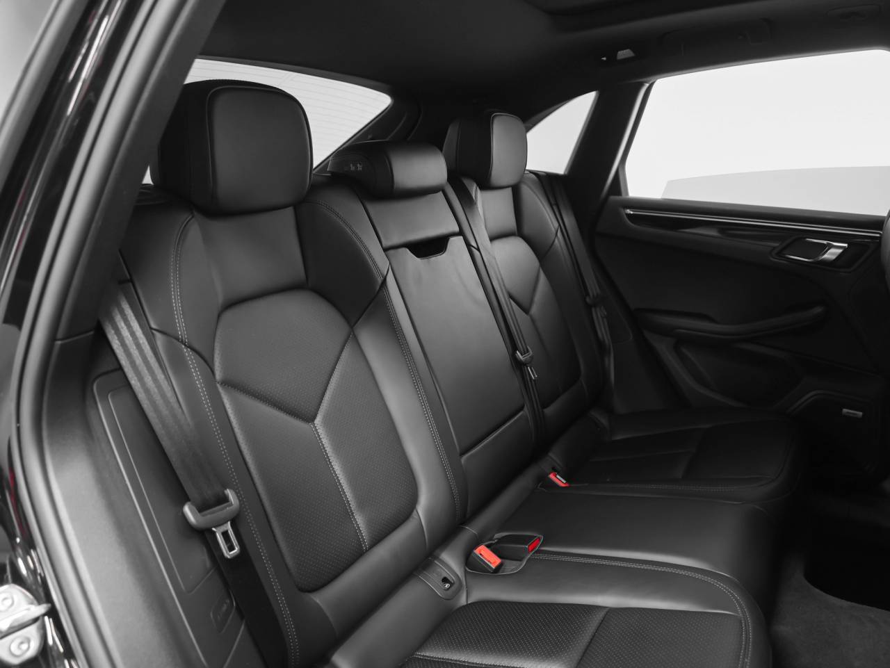 2022 Porsche Macan Macan