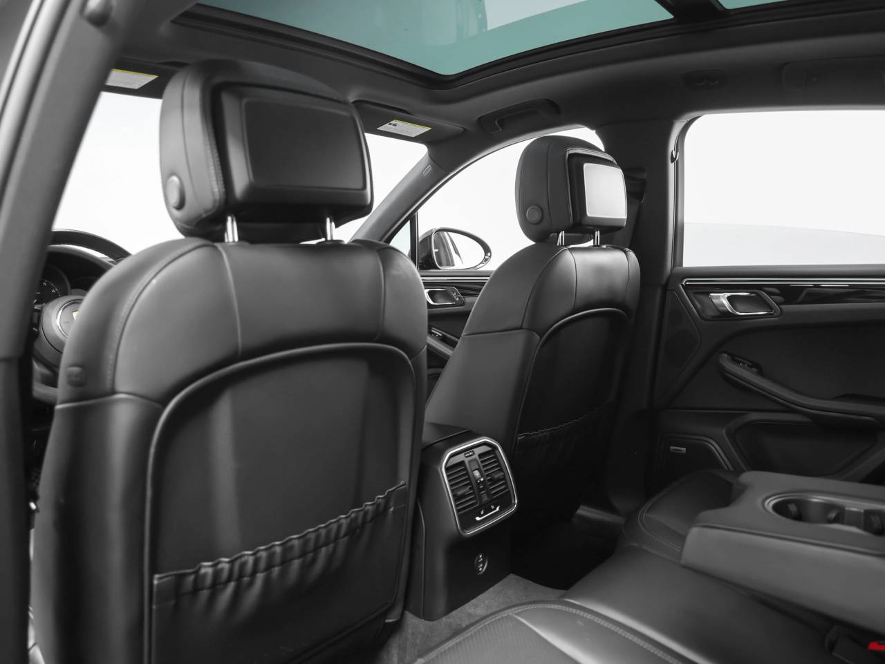 2022 Porsche Macan Macan