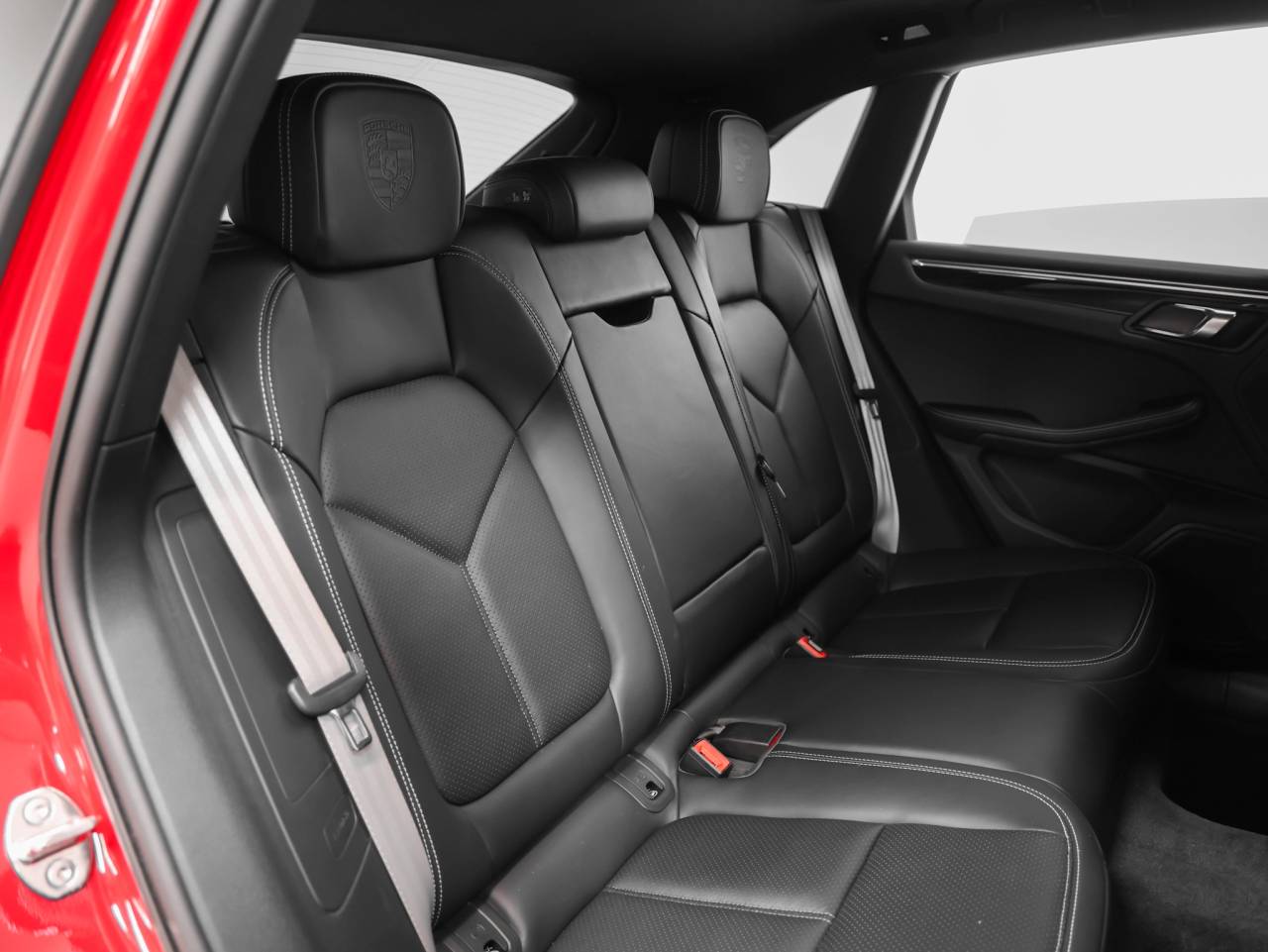 2023 Porsche Macan Macan (MY23)