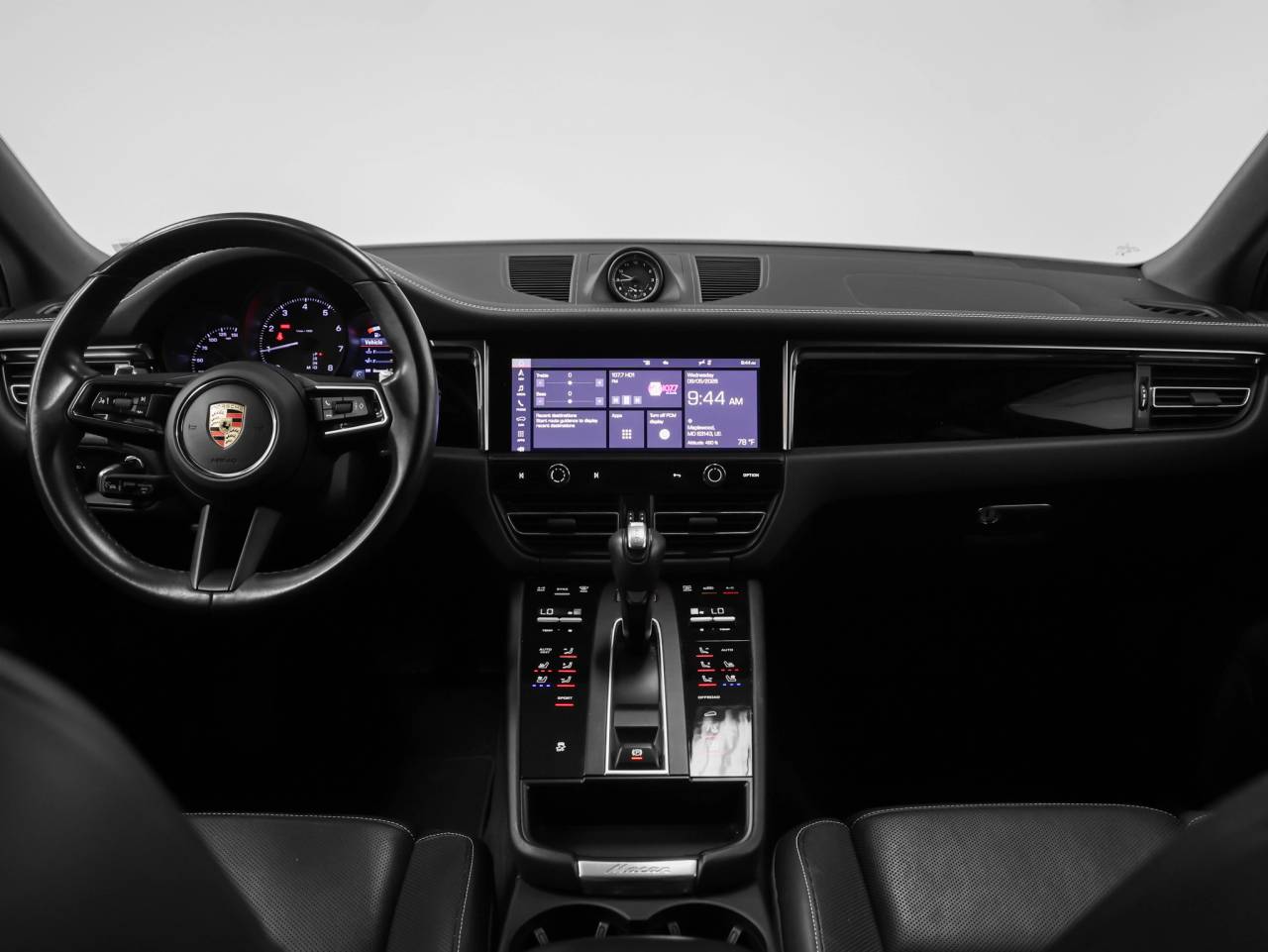 2023 Porsche Macan Macan (MY23)