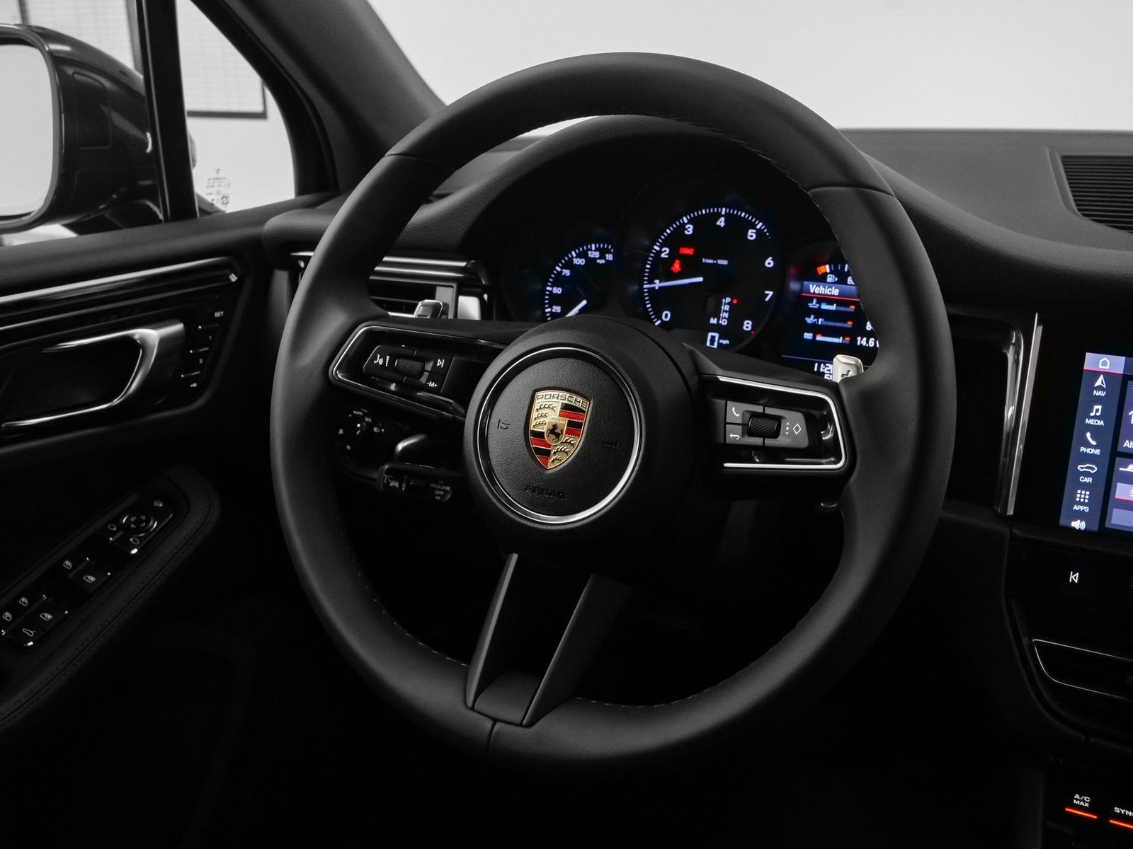 2025 Porsche Macan Macan