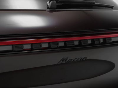 2025 Porsche Macan Macan