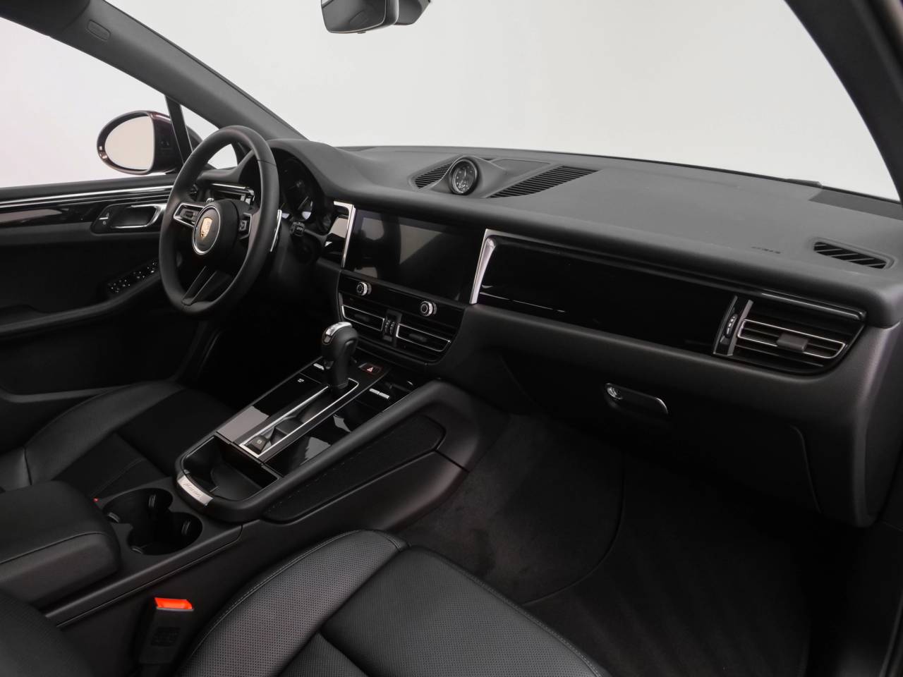 2025 Porsche Macan Macan