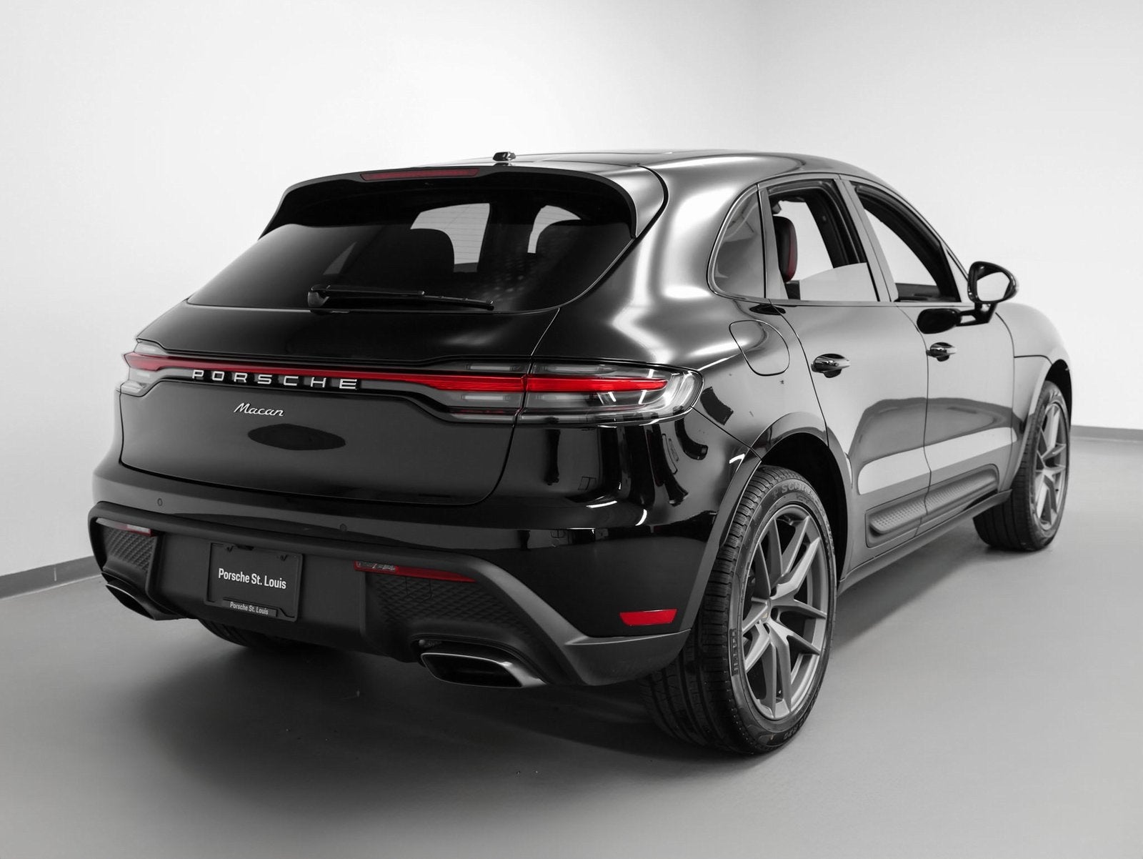 2025 Porsche Macan Macan