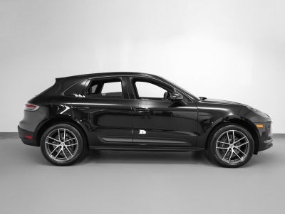 2025 Porsche Macan Macan