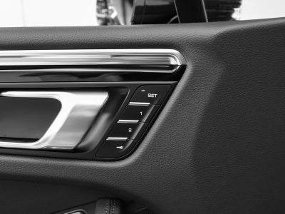 2025 Porsche Macan Macan