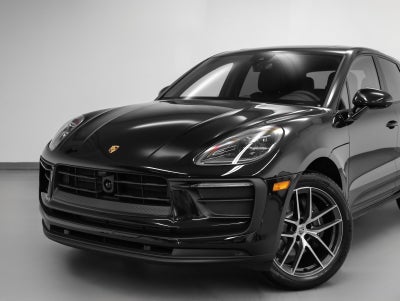2025 Porsche Macan Macan