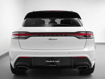 2025 Porsche Macan Base