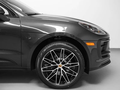 2026 Porsche Macan Base
