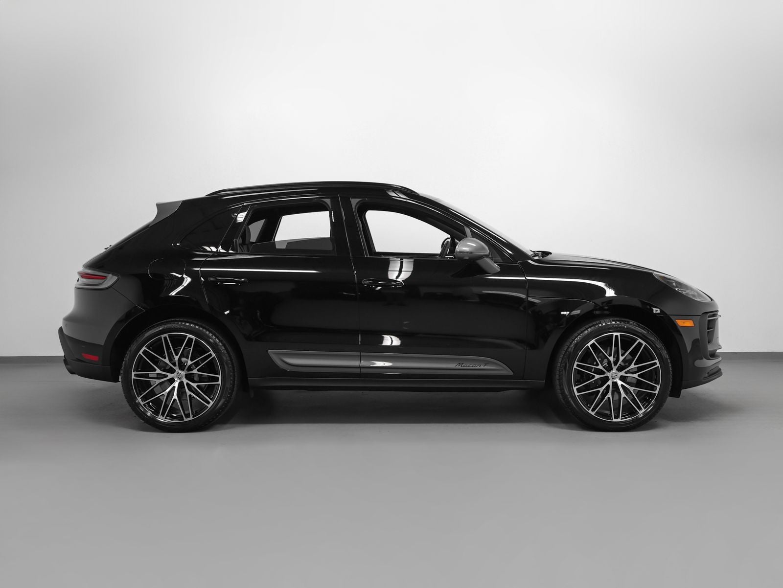 2026 Porsche Macan T