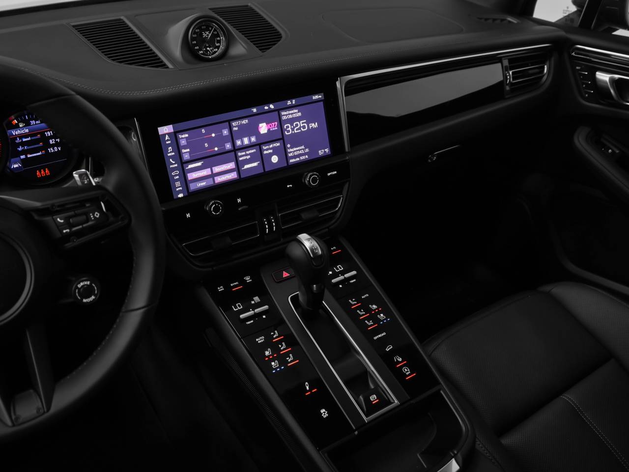 2026 Porsche Macan T