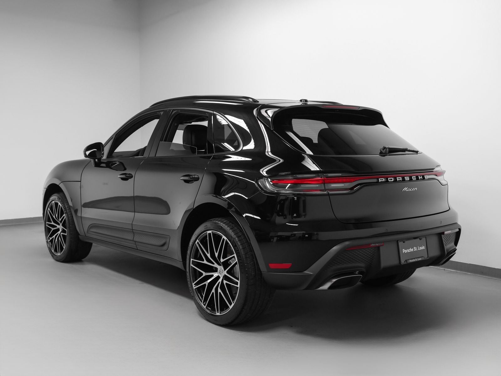 2026 Porsche Macan Macan
