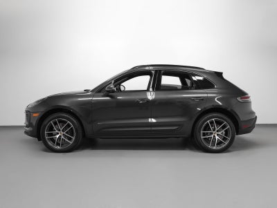 2023 Porsche Macan Base