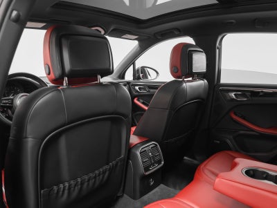 2023 Porsche Macan Base