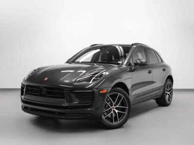 2023 Porsche Macan Base