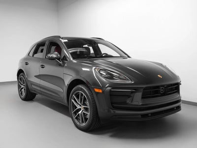 2023 Porsche Macan Base