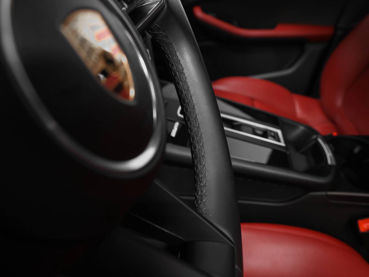 2023 Porsche Macan Base