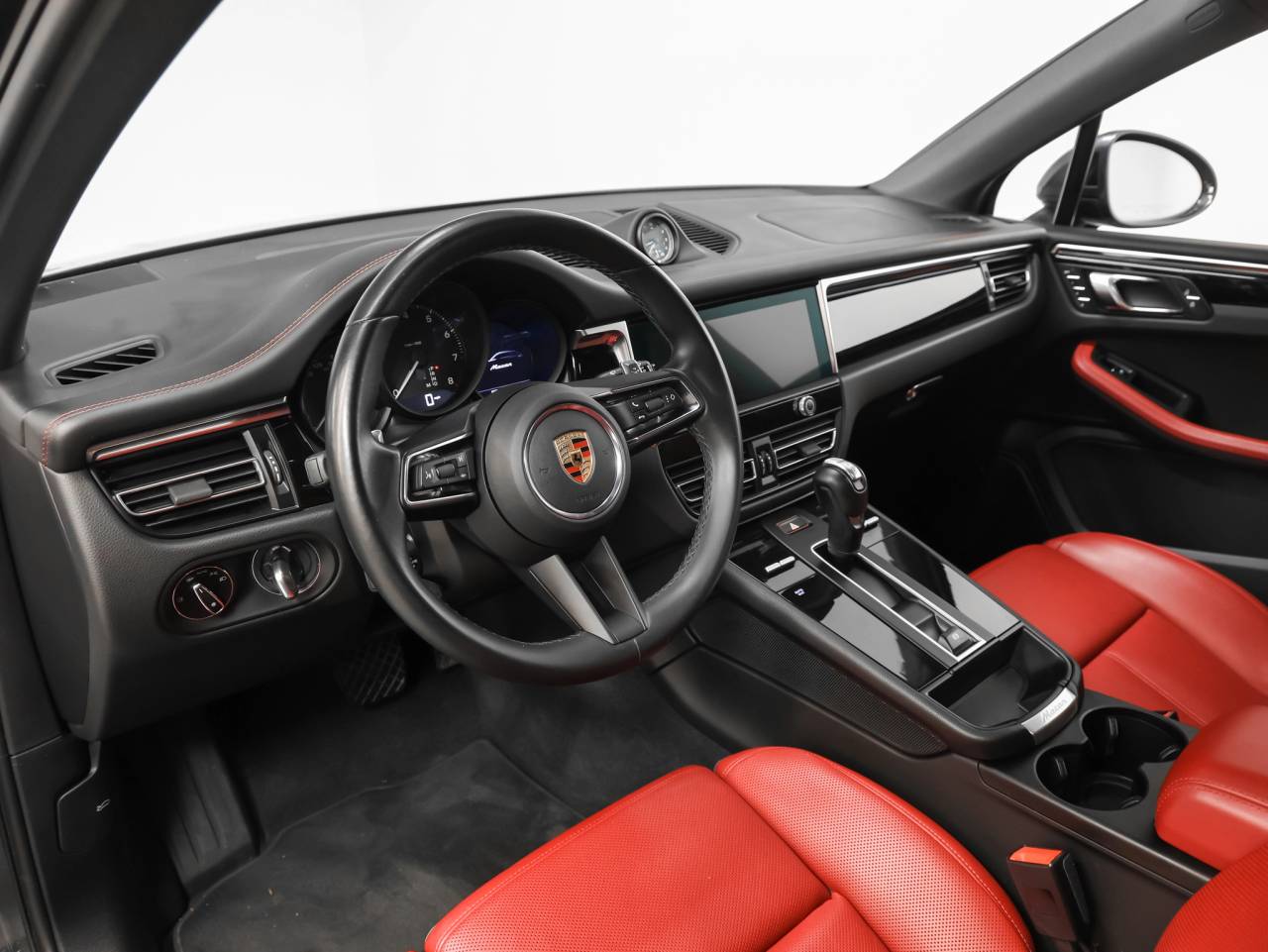 2023 Porsche Macan Base
