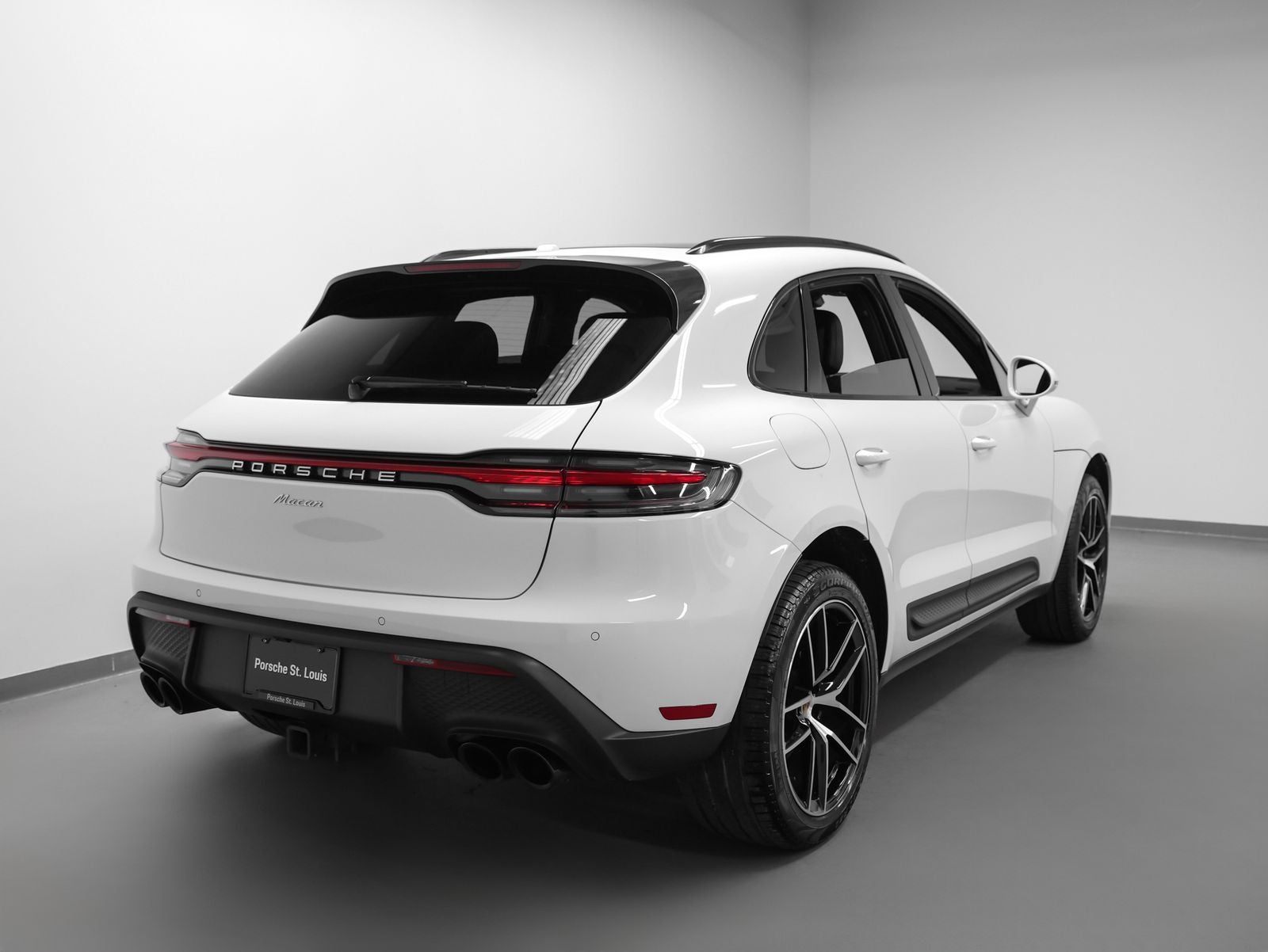 2023 Porsche Macan Macan (MY23)