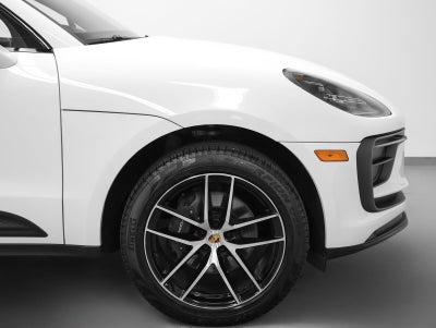 2023 Porsche Macan Macan (MY23)