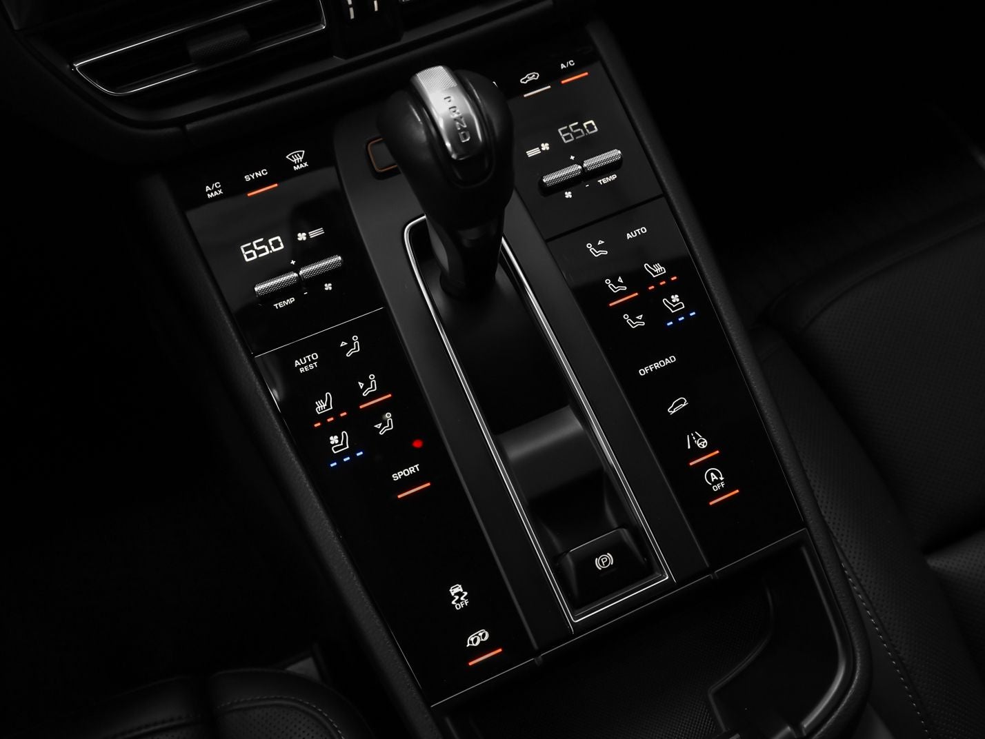 2023 Porsche Macan Macan (MY23)