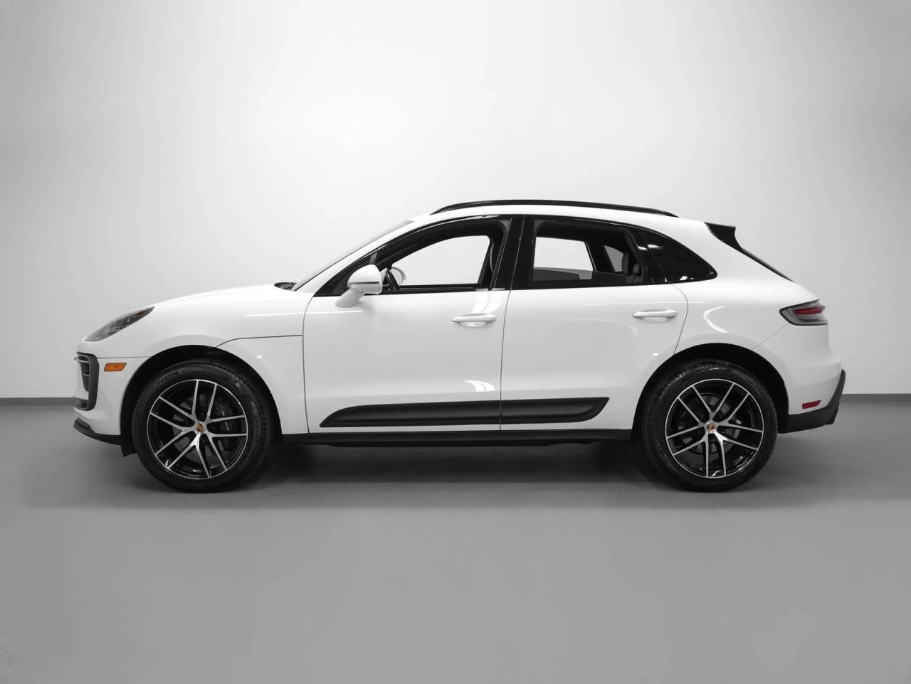 2023 Porsche Macan Macan (MY23)