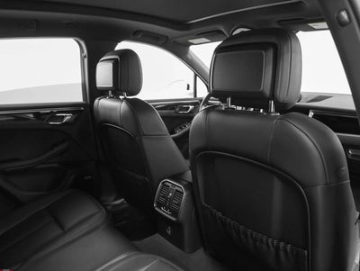 2023 Porsche Macan Macan (MY23)