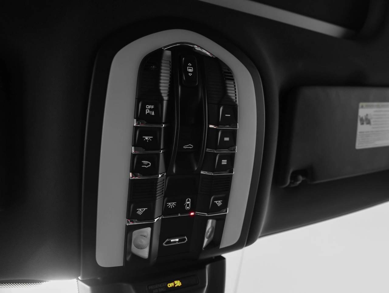 2023 Porsche Macan Macan (MY23)