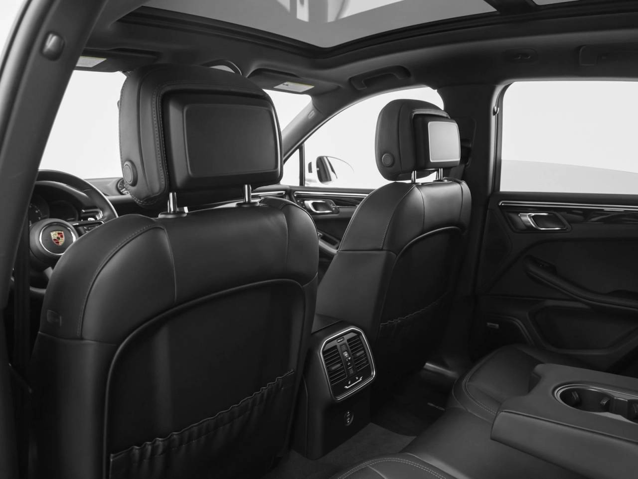 2023 Porsche Macan Macan (MY23)