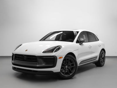 2024 Porsche Macan Macan T (MY24)