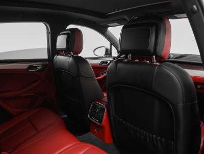 2024 Porsche Macan Macan T (MY24)
