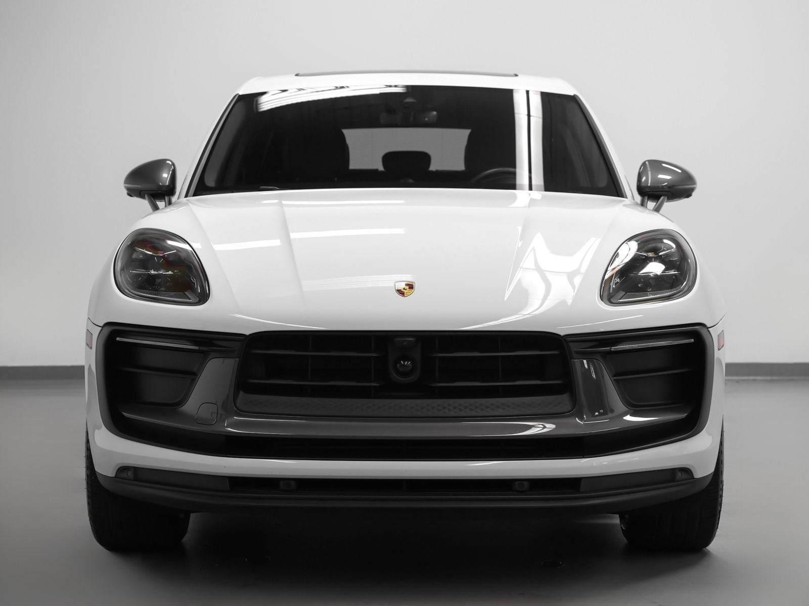 2024 Porsche Macan Macan T (MY24)