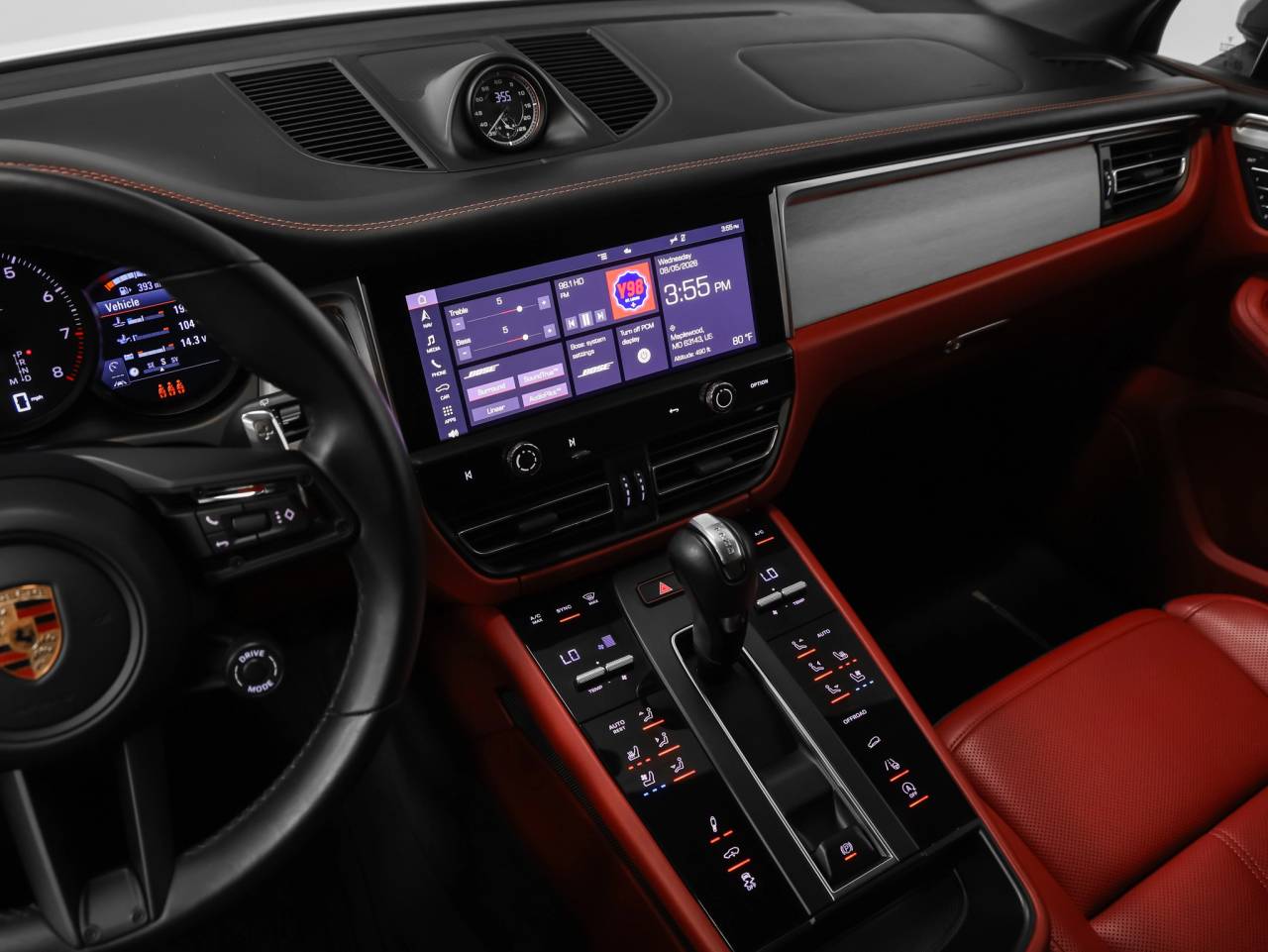2024 Porsche Macan Macan T (MY24)
