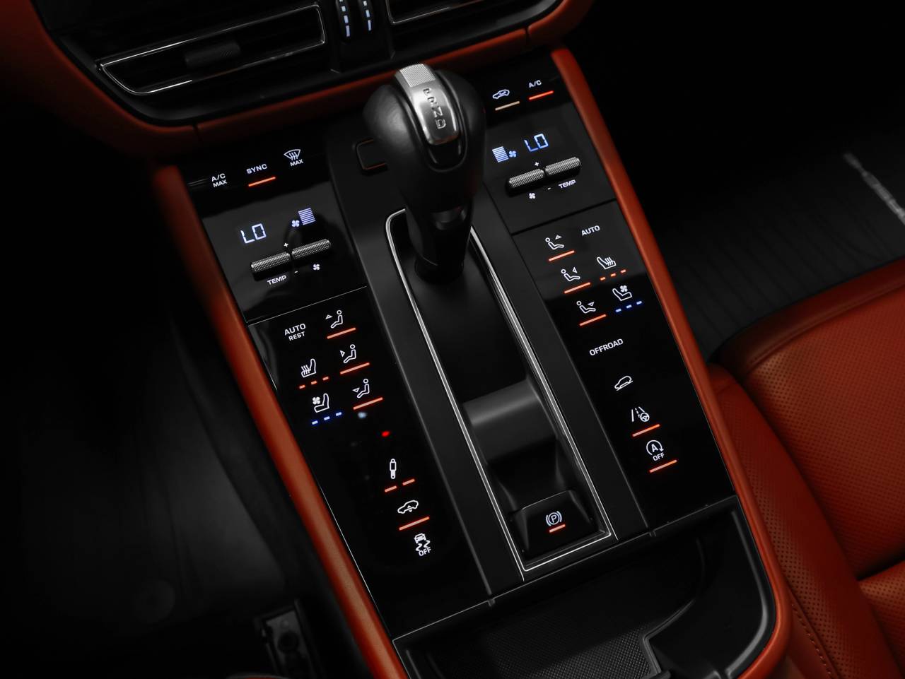 2024 Porsche Macan Macan T (MY24)