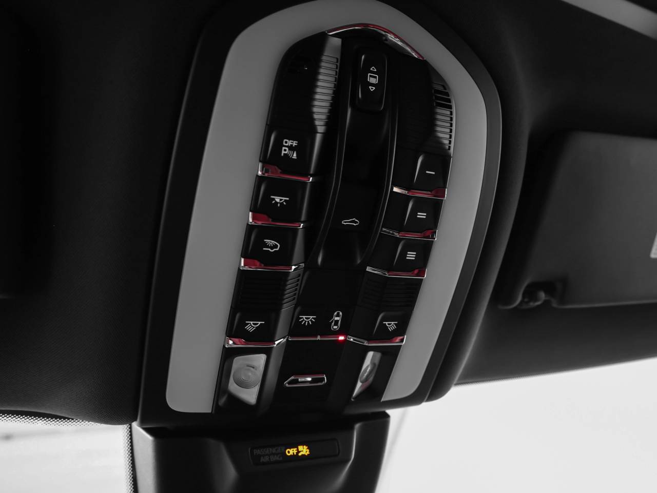 2024 Porsche Macan Macan T (MY24)