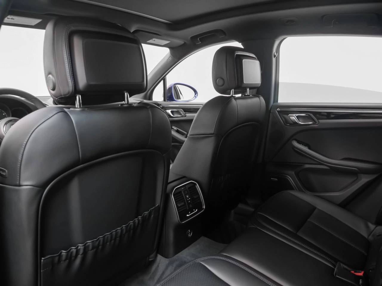 2025 Porsche Macan Macan