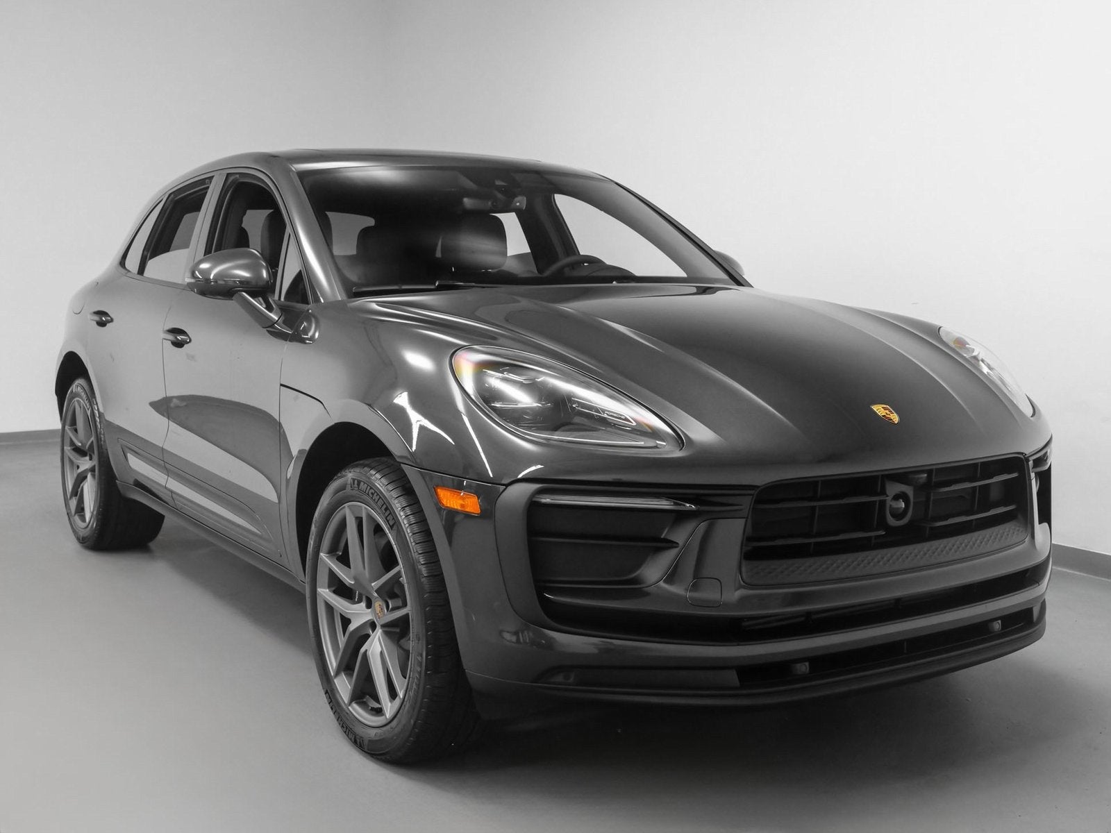 2025 Porsche Macan Macan